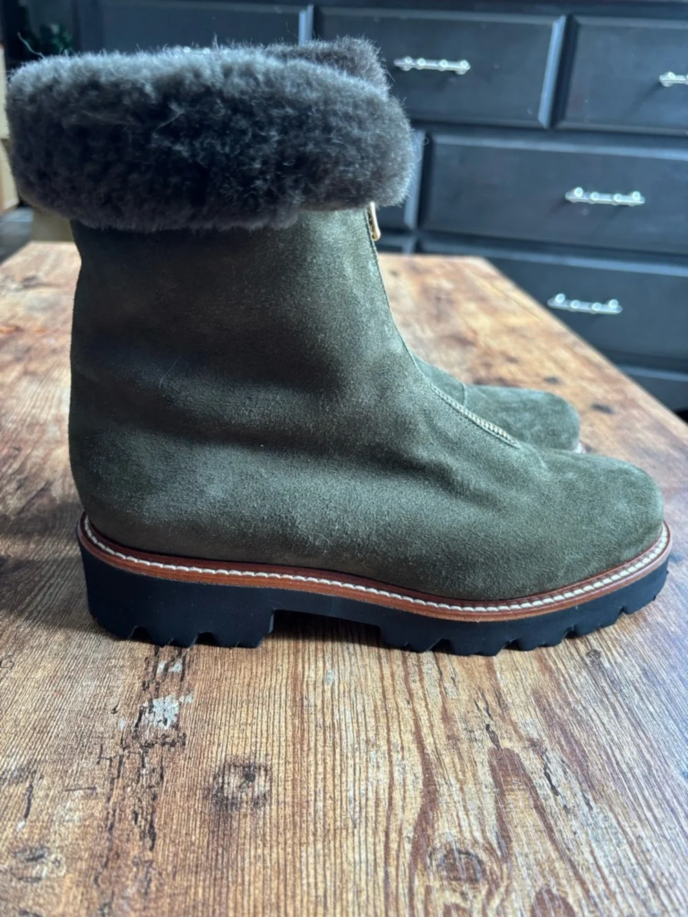 Women's Olive Suede Zip-Front Fur-Trim Ankle Boots - Picture 3 of 7